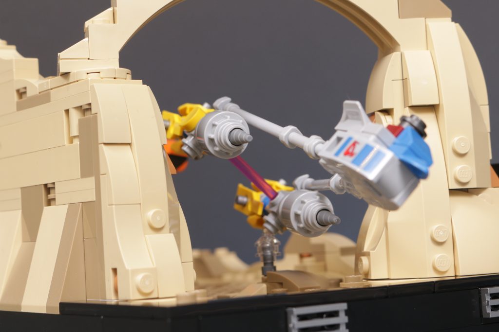 LEGO Star Wars 75380 Mos Espa Podrace Diorama review 13 1024x683