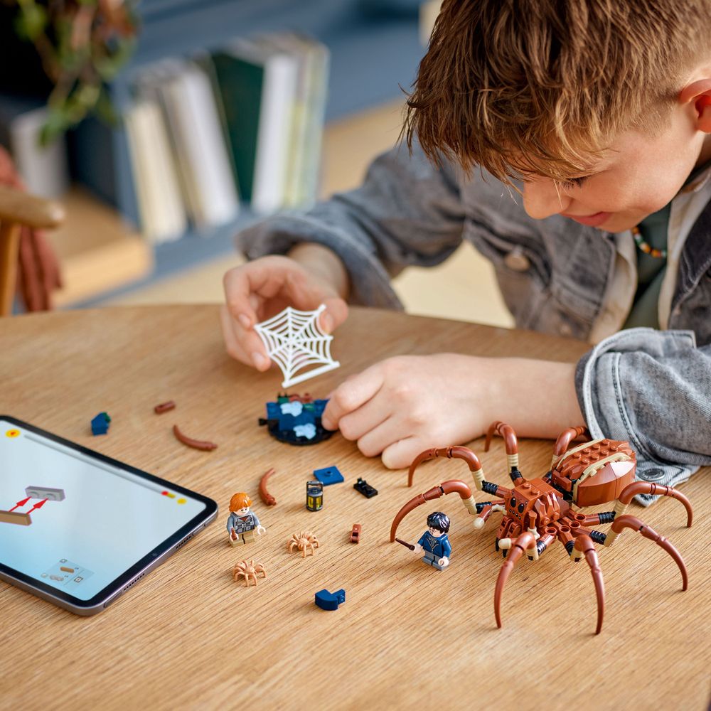 LEGO Harry Potter 76434 Aragog in the Forbidden Forest 6