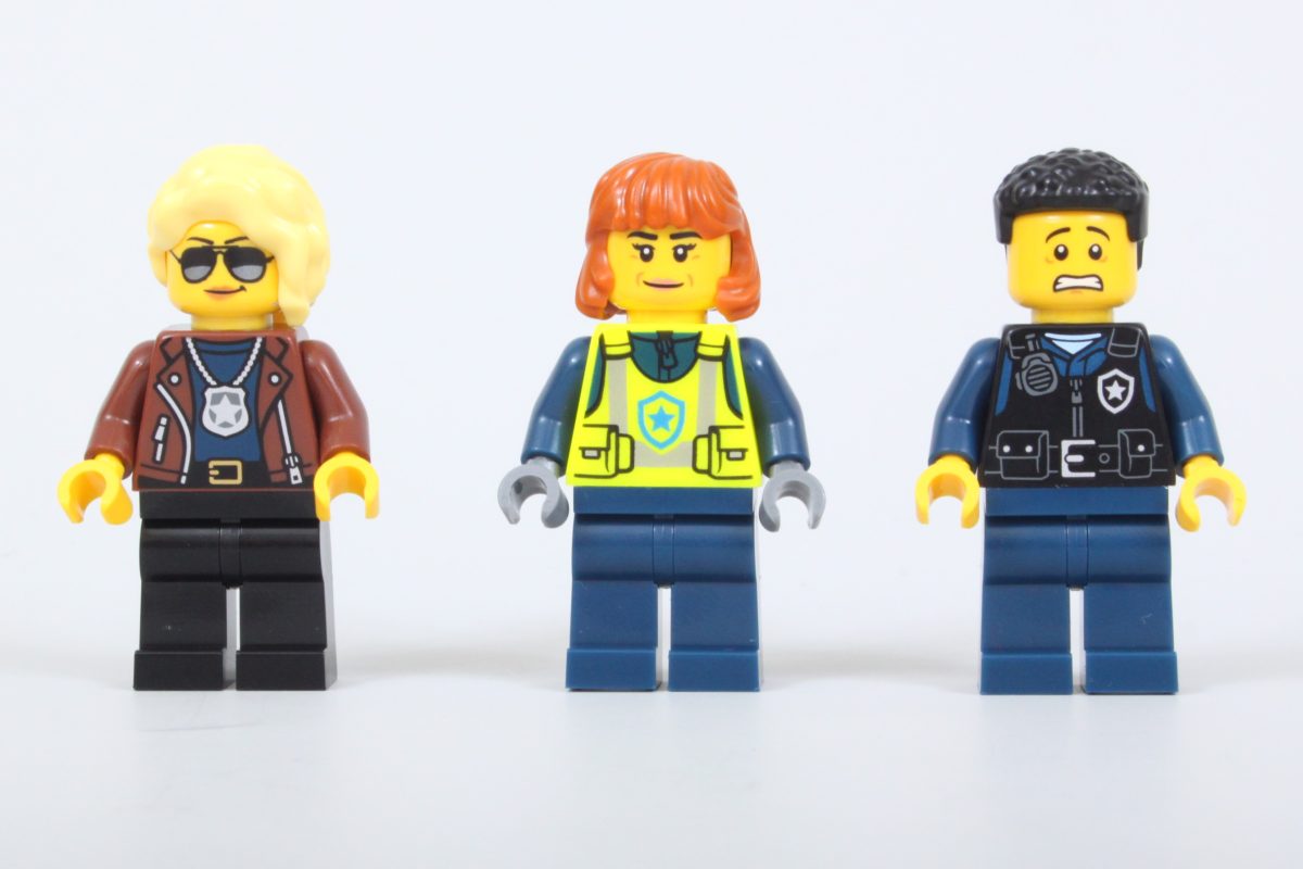 lego city 60508 police train heist review featured 44 1200x800