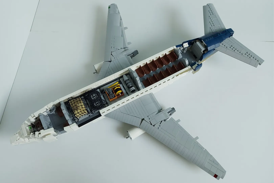 LEGO Ideas Nolinor Boeing 737 200 5