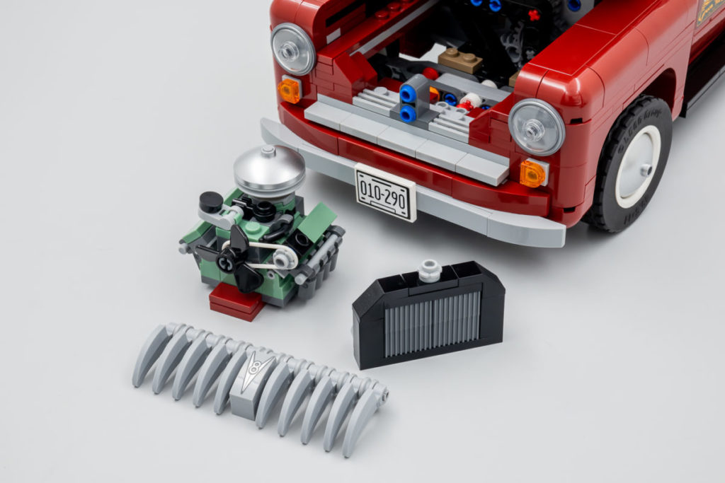 LEGO for Adults 10290 Pickup Truck HB review 4 1024x683