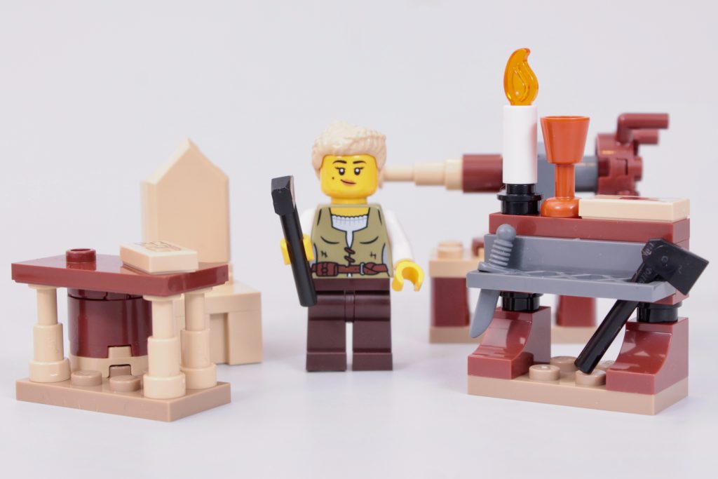 LEGO Icons 10332 Medieval Town Square review 48 1024x683