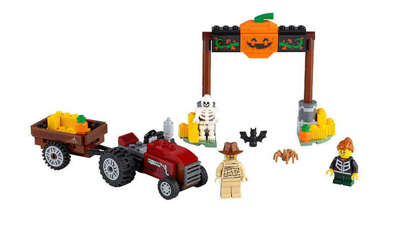 LEGO 40423 Halloween Hayride set revealed
