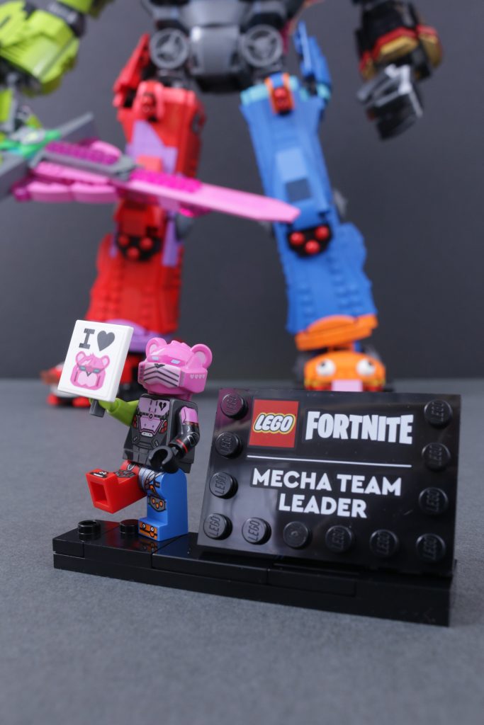 LEGO Fortnite 77078 Mecha Team Leader review 34 683x1024