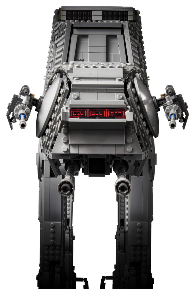 LEGO Star Wars 75313 AT AT 11