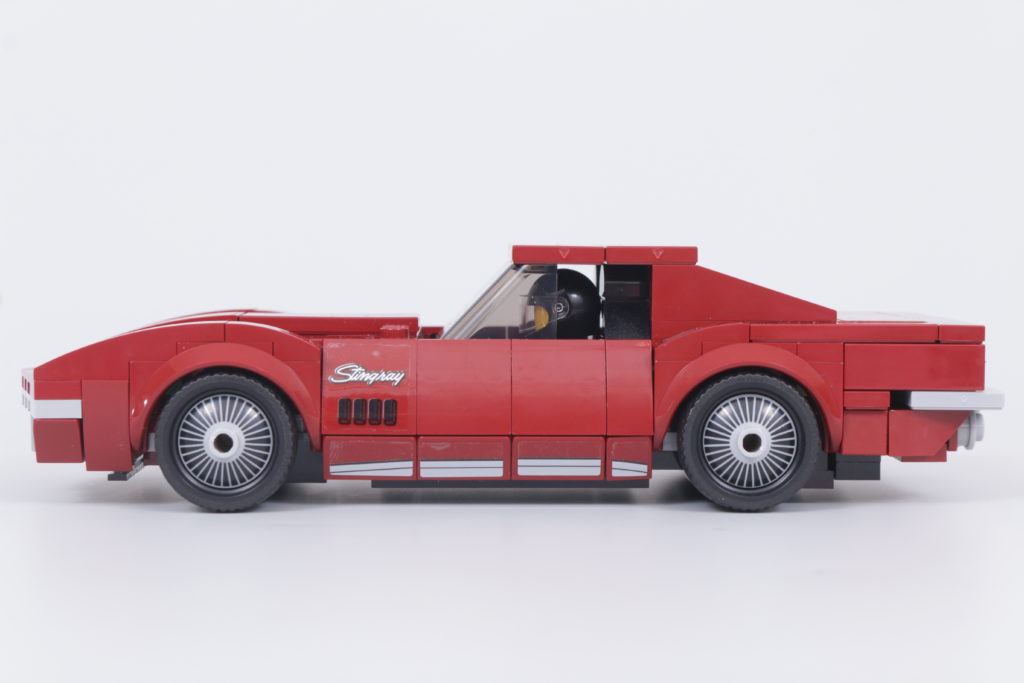 LEGO Speed Champions 76903 Chevrolet Corvette C8.R Race Car and 1968 Chevrolet Corvette review 8