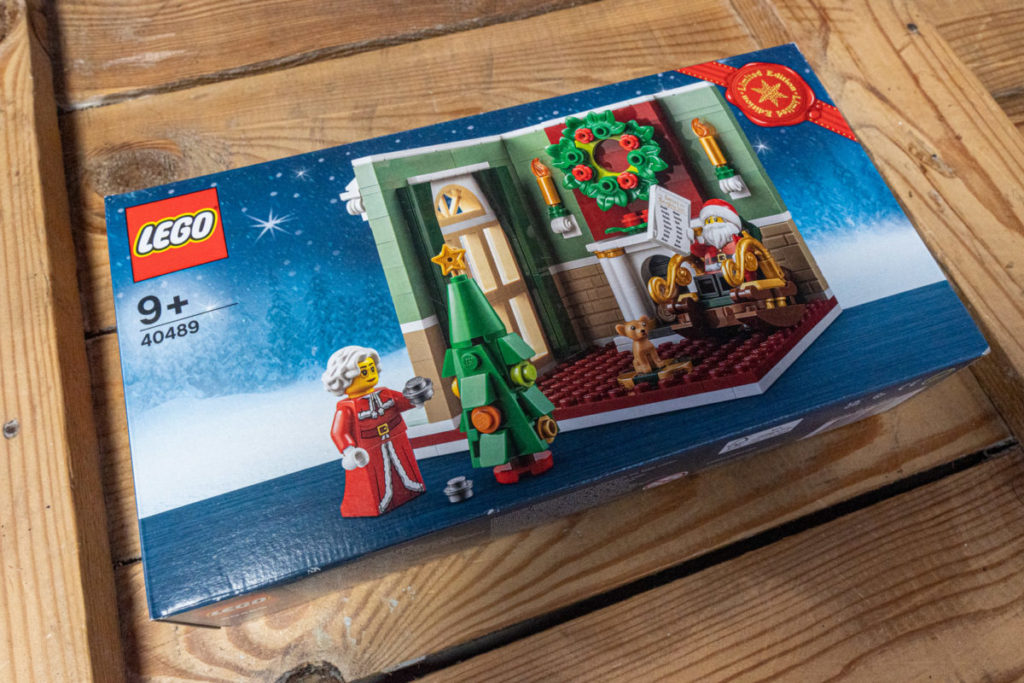 LEGO 40489 Mr. and Mrs. Clauss Living Room 1 1024x683