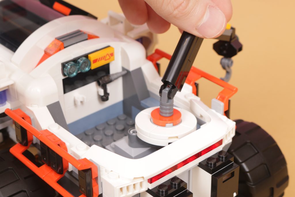 LEGO City 60432 Command Rover and Crane Loader review 31 1024x683