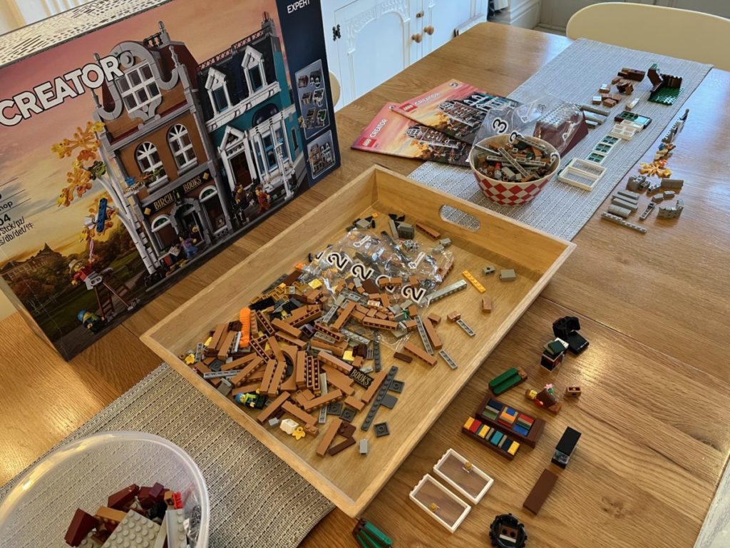 LEGO Build Together 3 1 1024x768