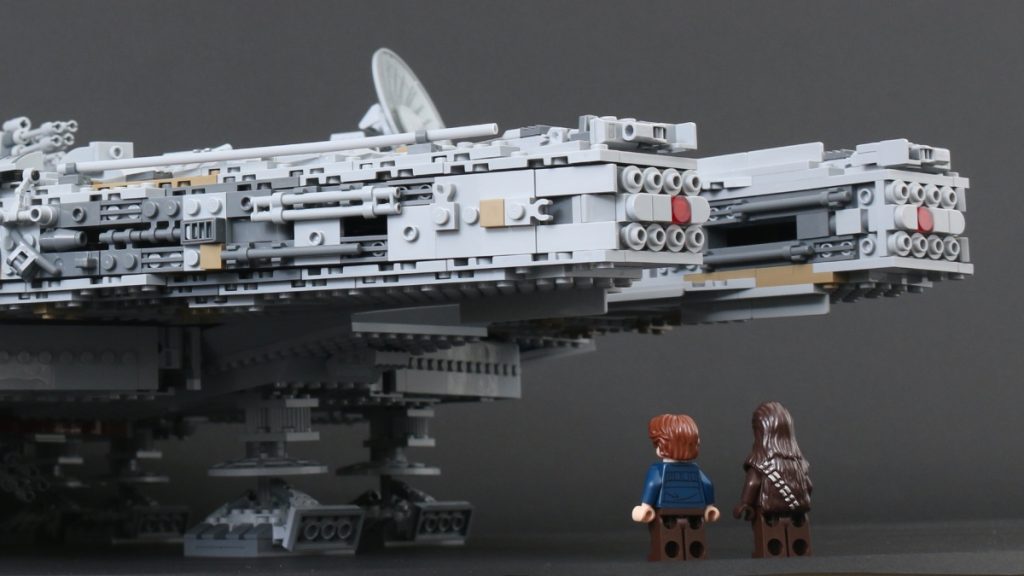 LEGO Star Wars 75192 Millennium Falcon Han Chewie featured 1024x576
