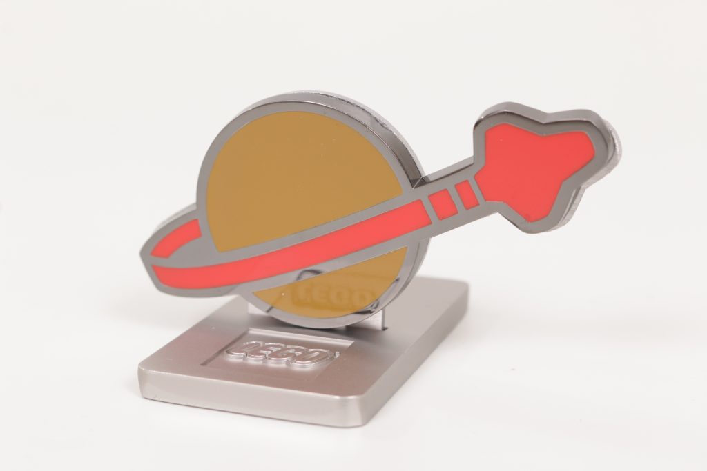 Duck Space and Knight themed magnets – reviewing some LEGO Insiders rewards 7 1024x683