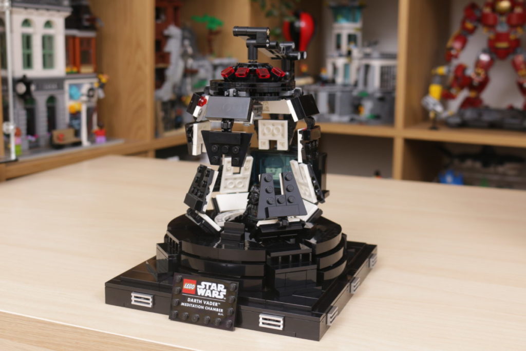 LEGO Star Wars 75296 Darth Vader Meditation Chamber review 42 1024x683