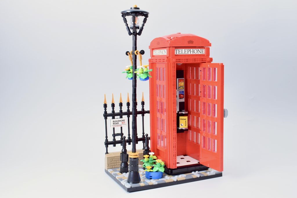 LEGO Ideas 21347 Red London Telephone Box review 36 1024x683