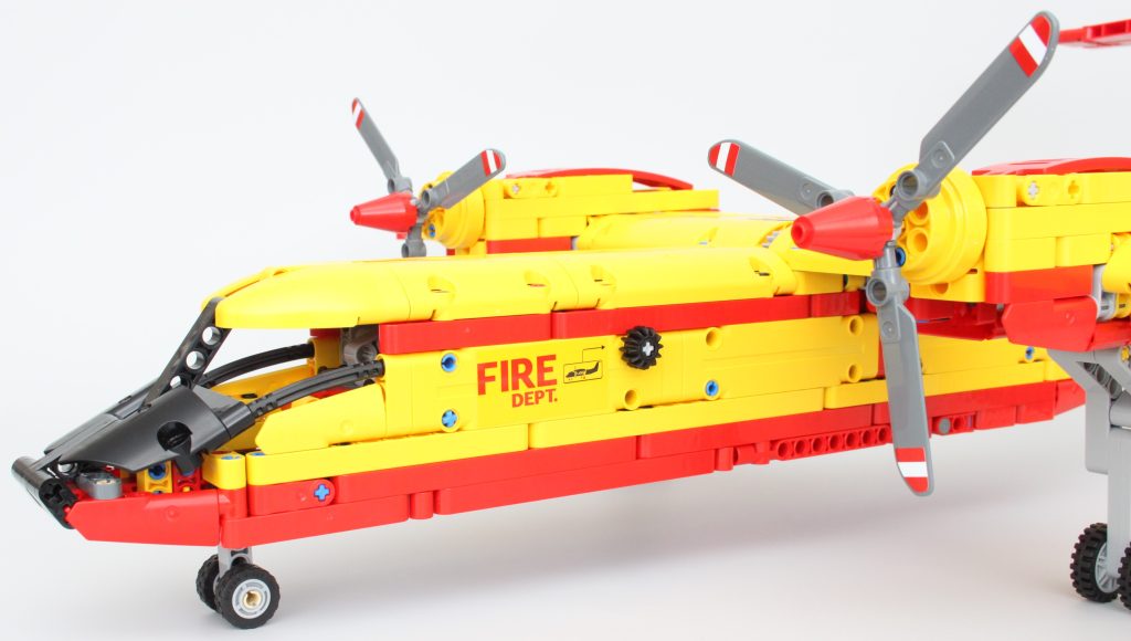 LEGO Technic 42152 Firefighter Aircraft review 3 1024x580