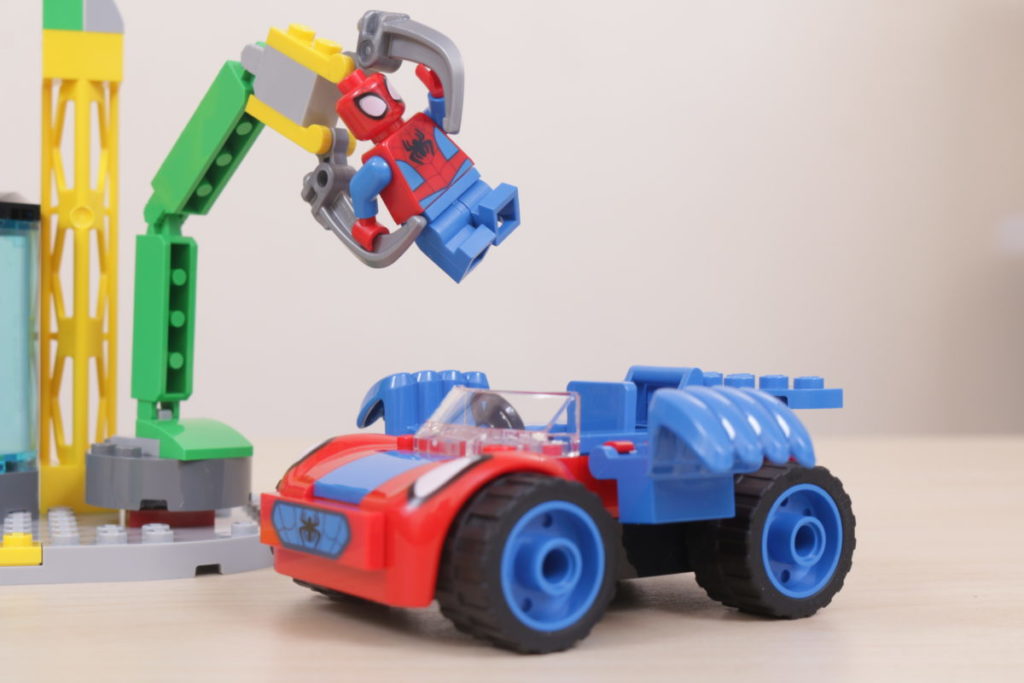 LEGO Marvel 10783 Spider Man at Doc Ocks Lab review 3 1024x683
