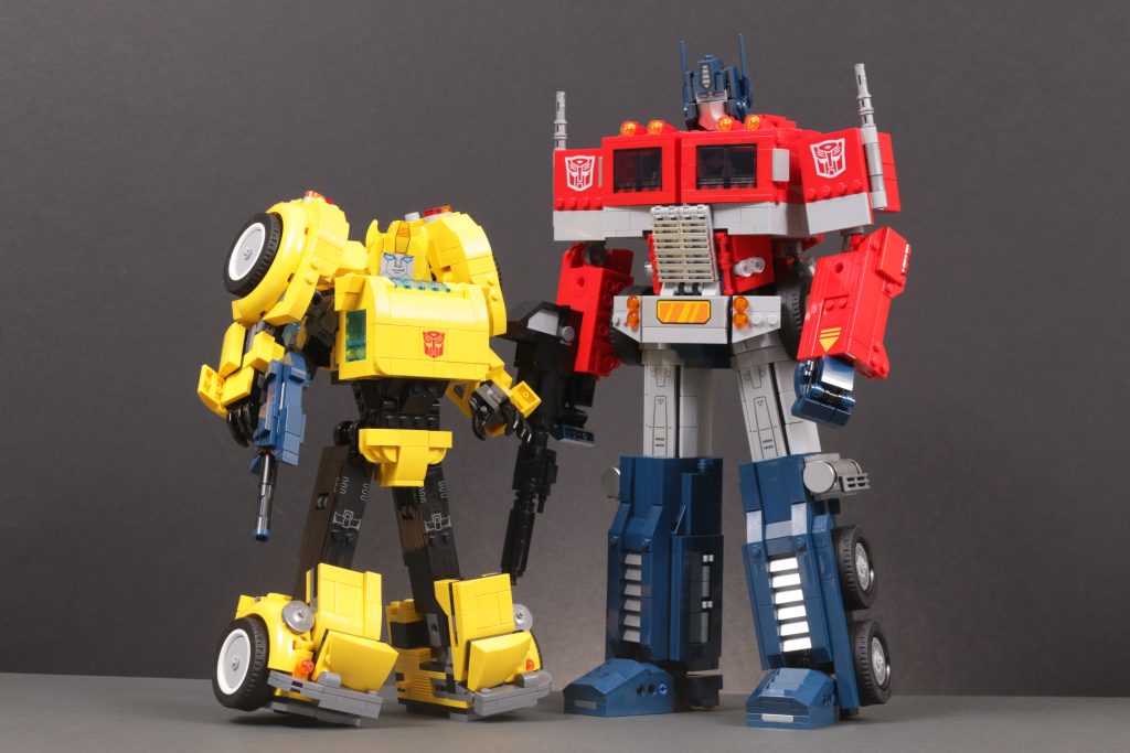 LEGO Icons Transformers 10338 Bumblebee review 18 1024x683