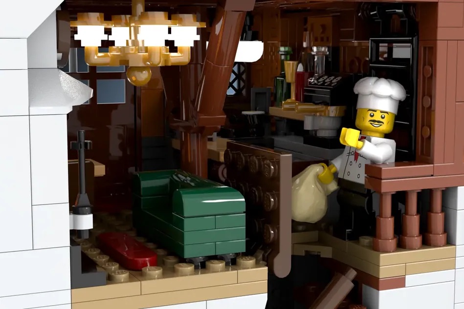 LEGO Ideas Summit Station 12