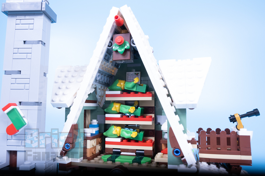 LEGO 10275 Elf Club House 24 1