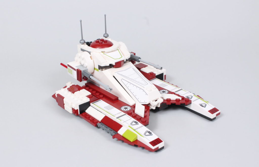 LEGO Star Wars 75342 Republic Fighter Tank review 2 1024x661