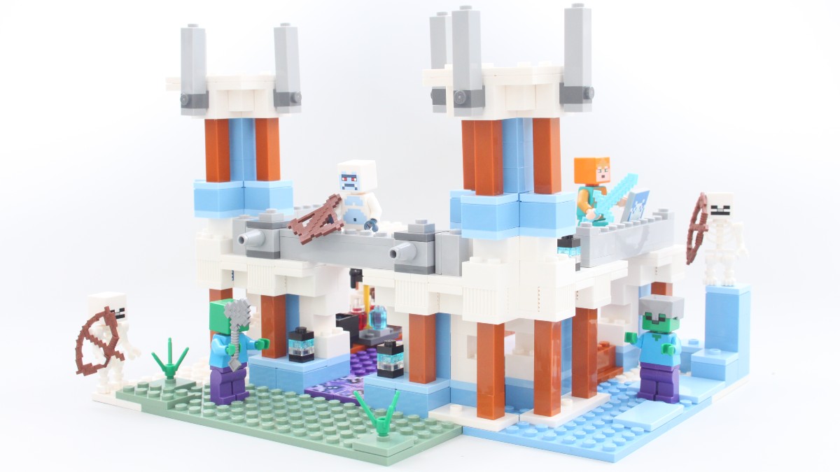LEGO Minecraft 21186 The Ice Castle review