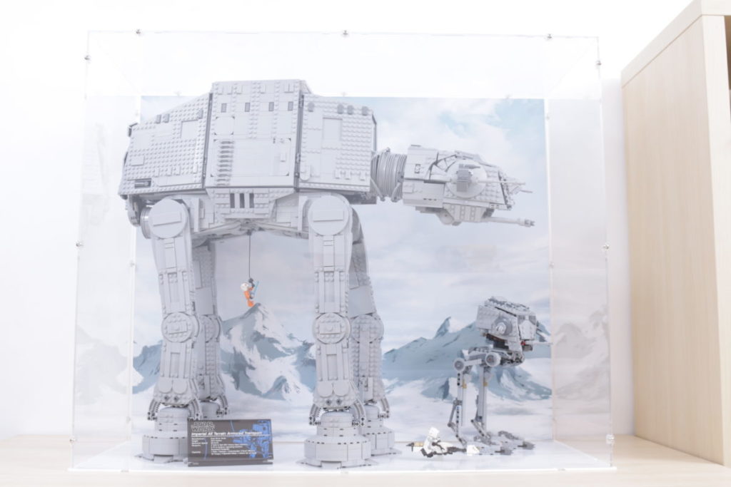 LEGO Star Wars UCS 75313 AT AT display case review iDisplayit LEGO Star Wars 41 1024x683
