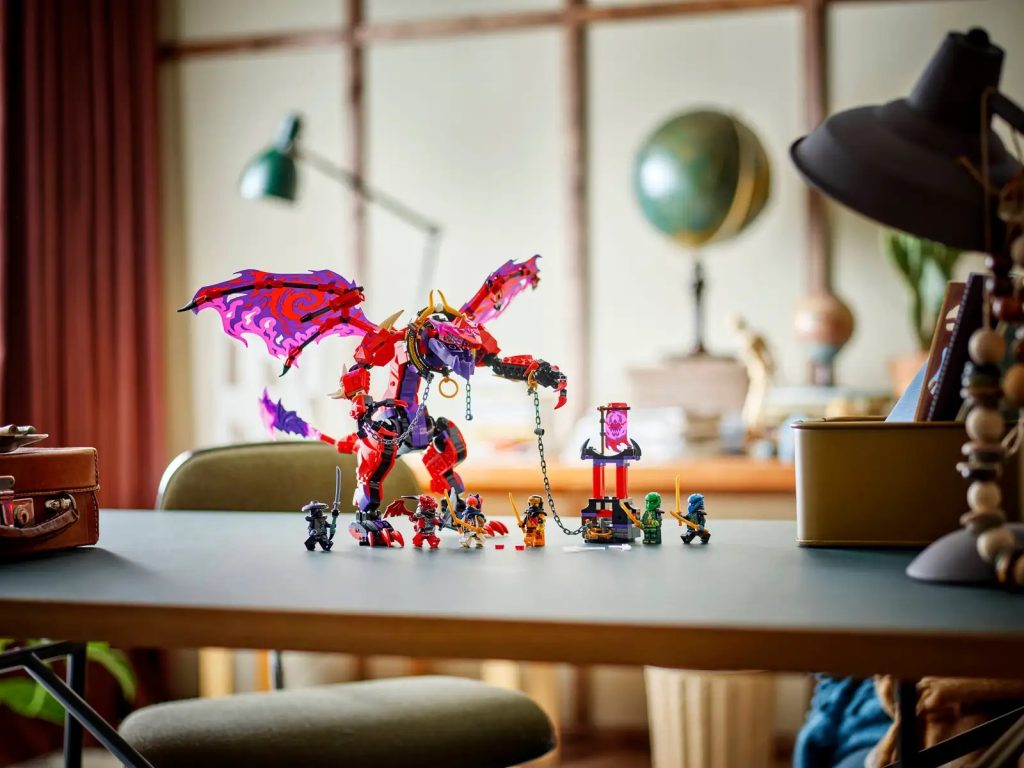 LEGO NINJAGO 71832 Thunderfang Dragon of Chaos lifestyle 4 1024x768