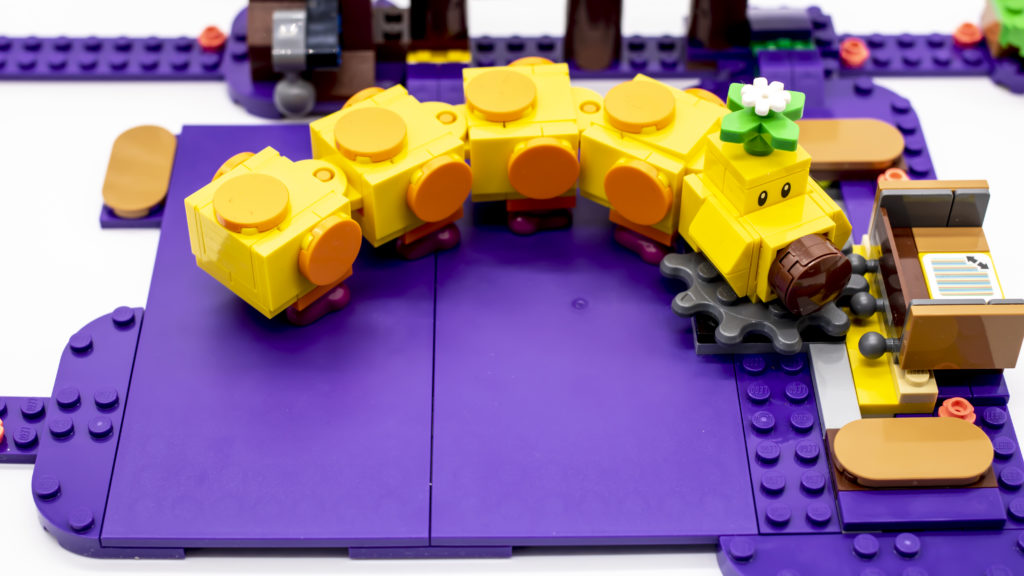 LEGO Super Mario 71383 Wigglers Poison Swamp 12