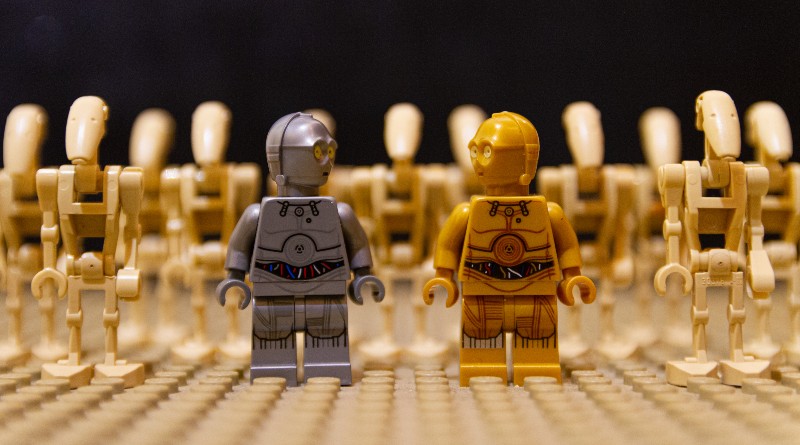 Brick Pic of the Day: An odd pair