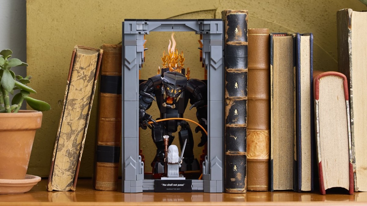 LEGO The Lord of the Rings: Balrog Book Nook does not pass in some fans' eyes