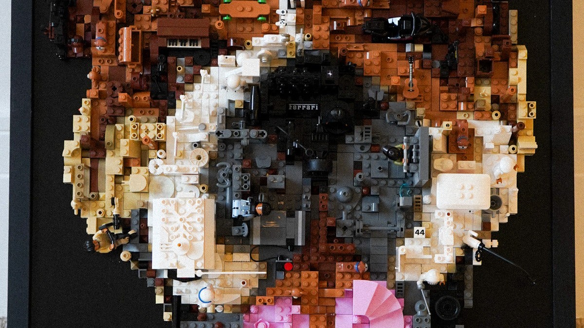 LEGO fans gift Lewis Hamilton amazing Roscoe tribute build