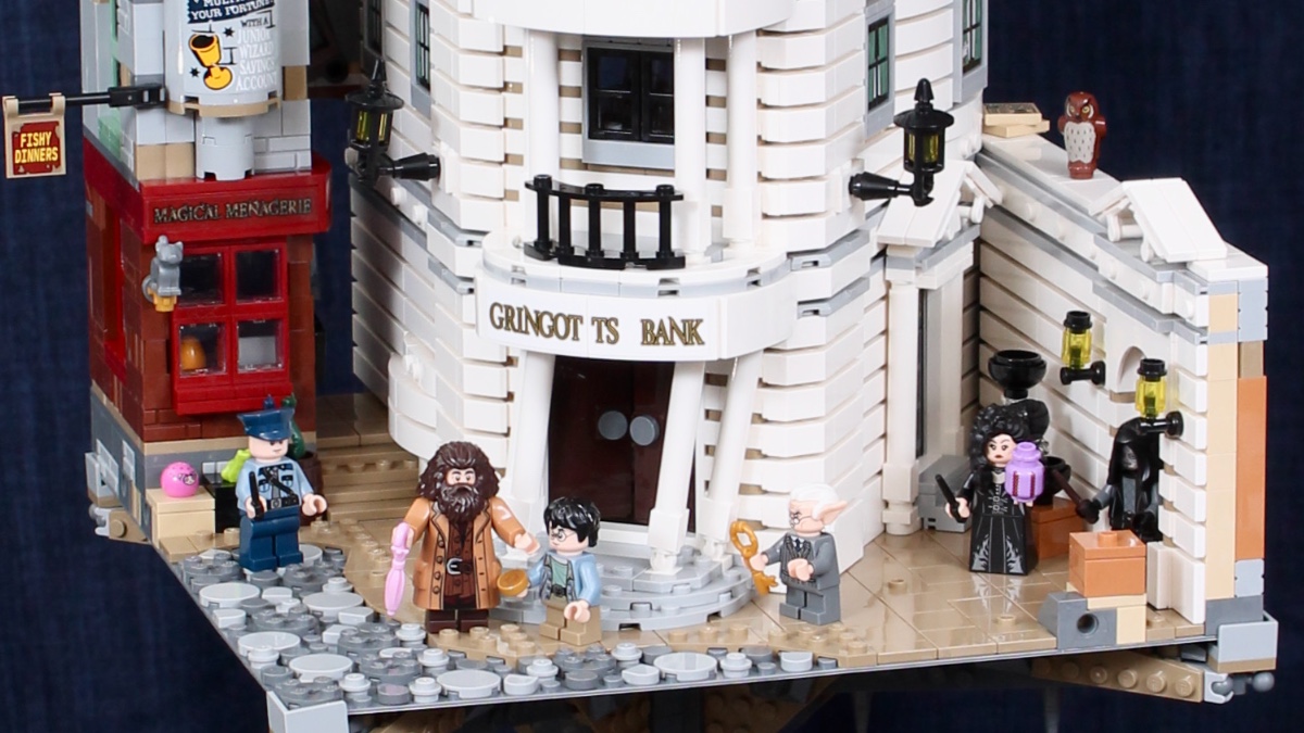 LEGO Harry Potter 76417 Gringotts Wizarding Bank Collectors’ Edition review