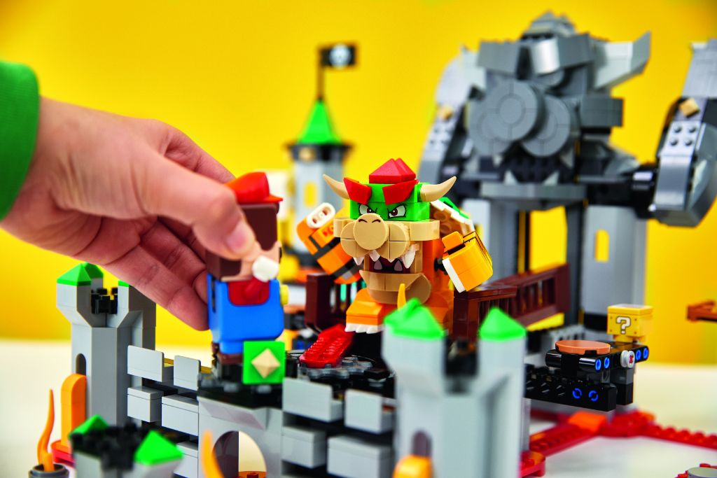 LEGO Super Mario 71369 Bowsers Castle Boss Battle Expansion Set 1
