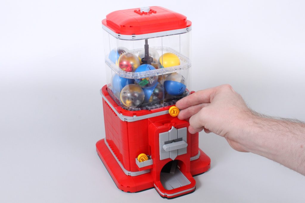 LEGO Ideas 21358 minifigure vending machine review 13 1024x682
