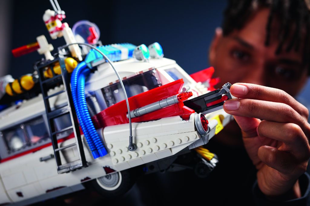 LEGO Ghostbusters 10274 ECTO 1 37