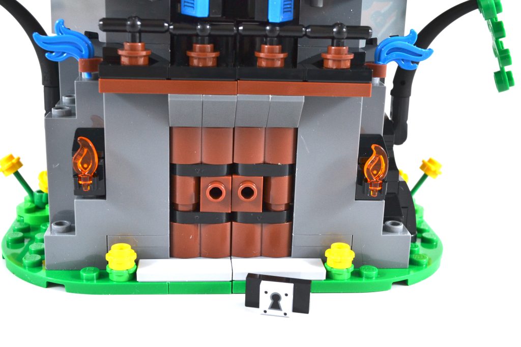 LEGO 40601 Majistos Magical Workshop 15 1024x683