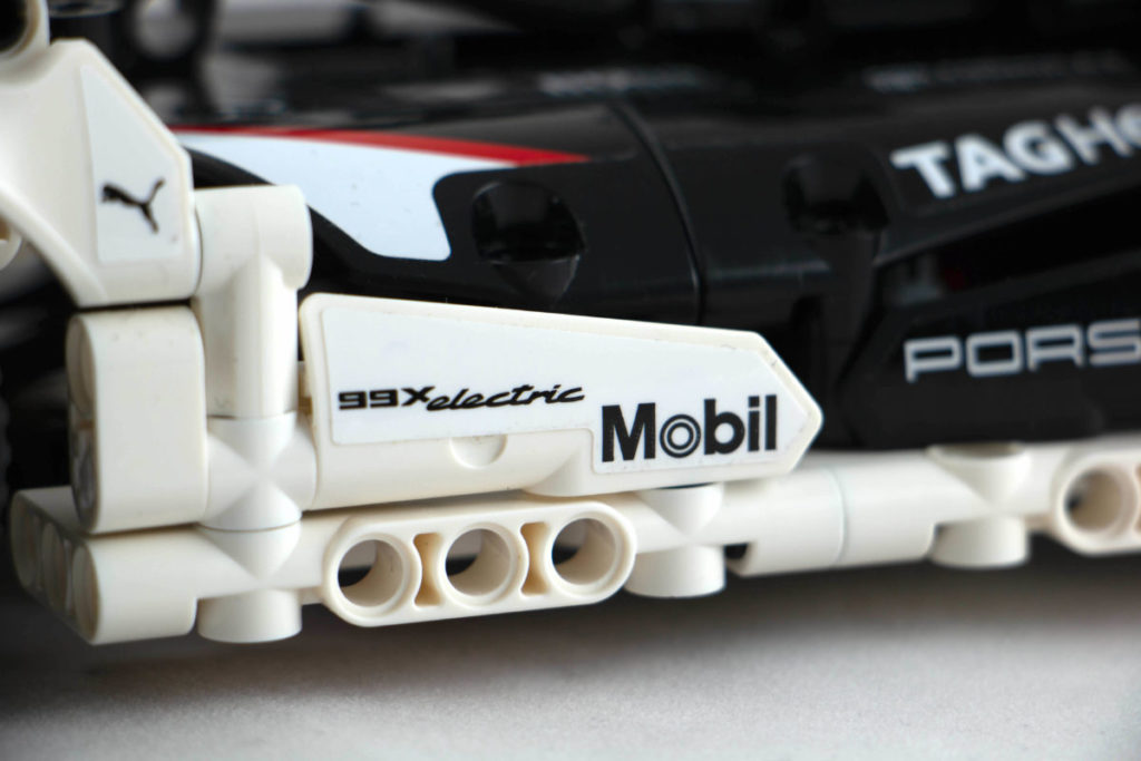 Technic 42137 Porsche 46 1024x683