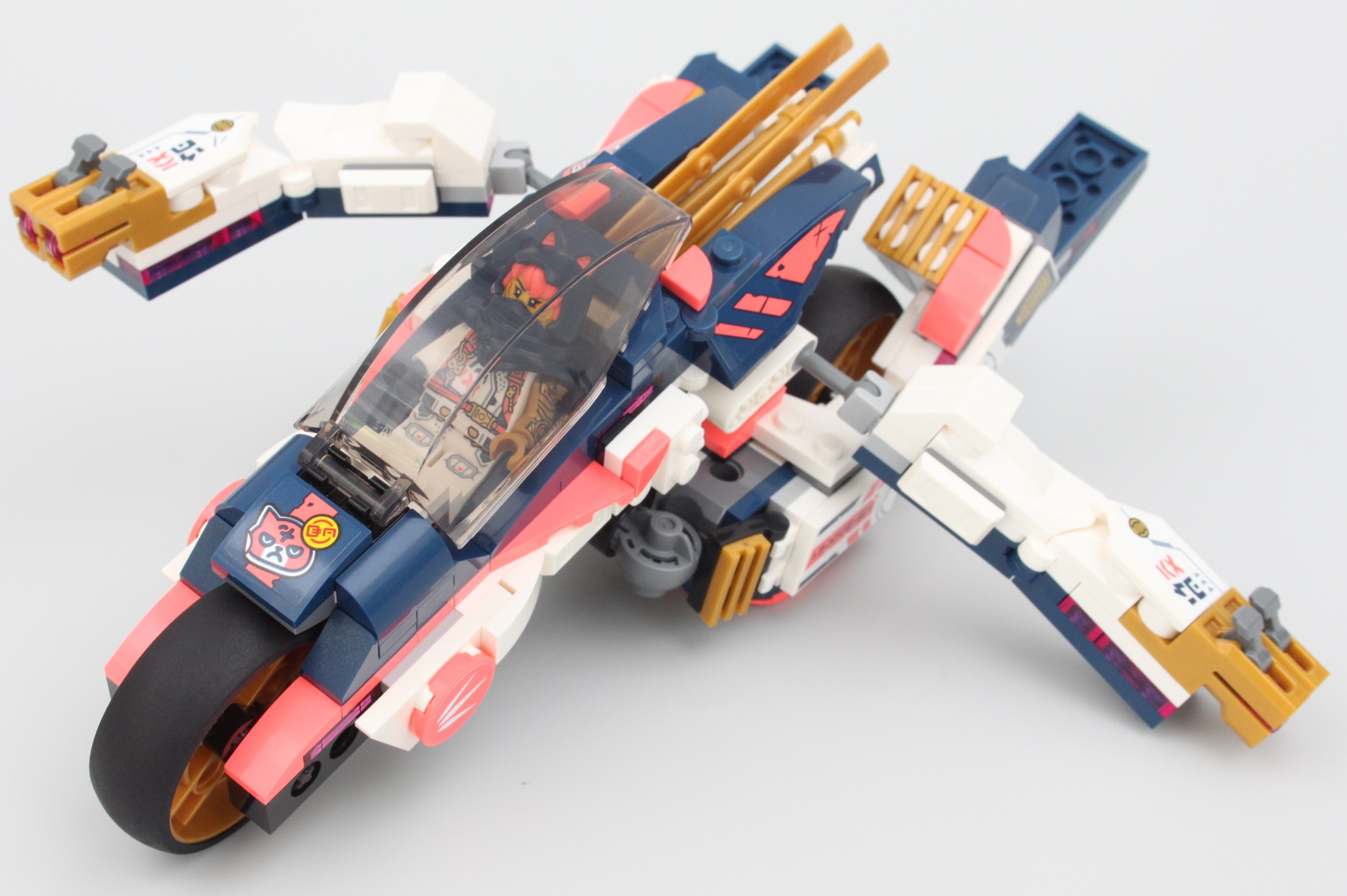 LEGO NINJAGO 71792 Soras Transforming Mech Bike Racer review 11 scaled