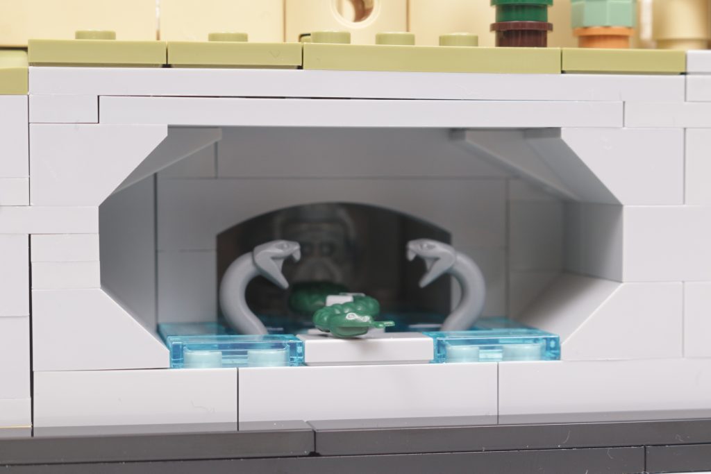 LEGO Harry Potter 76419 Hogwarts Castle and Grounds review 17 1024x683