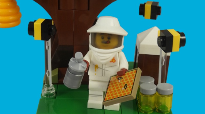 LEGO Collectible Minifigures Series 21 vignettes – Beekeeper