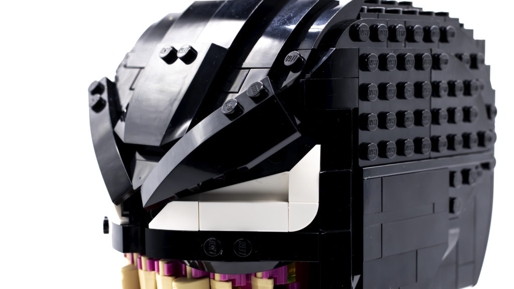 LEGO Marvel Super Heroes 76187 Venom 22
