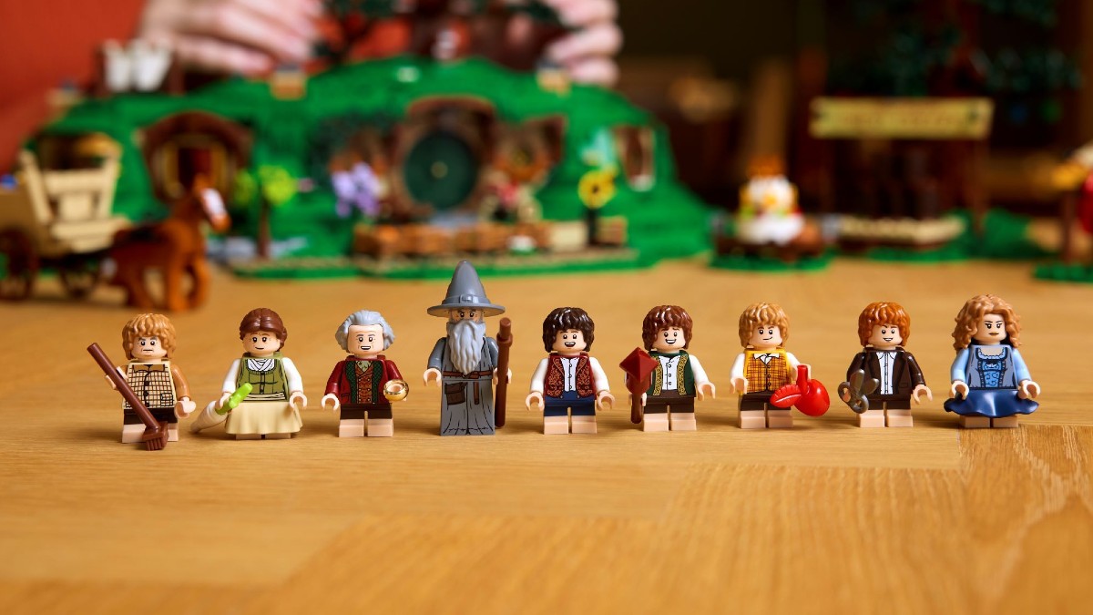 Take a closer look at LEGO 10354 The Lord of the Rings: The Shire's minifigures