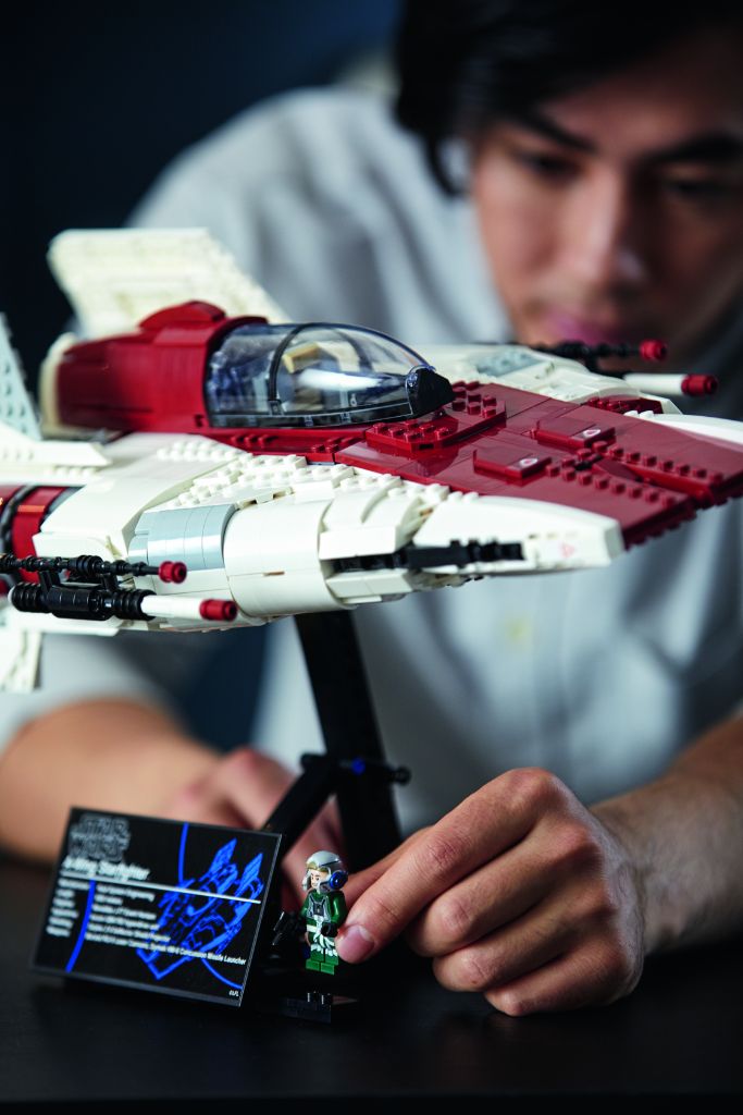 LEGO Star Wars 75275 UCS A wing 27