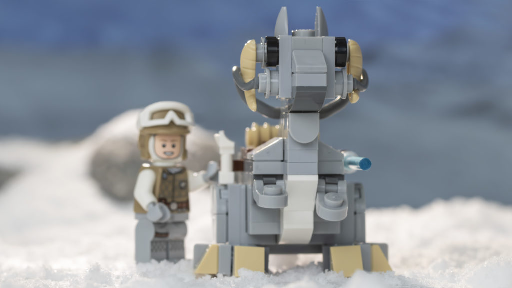 LEGO Star Wars 75298 AT AT vs Tauntaun 21
