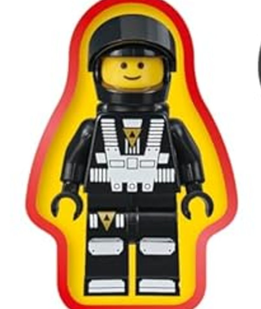 lego minifigure updated history 866x1024