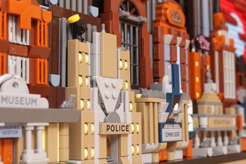 LEGO Batman 76271 Batman The Animated Series Gotham City review 51 1024x683