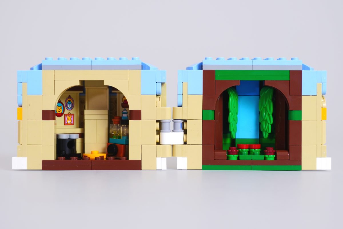 LEGO Disney 43305 Piglets Birthday Fun review 08 1200x800