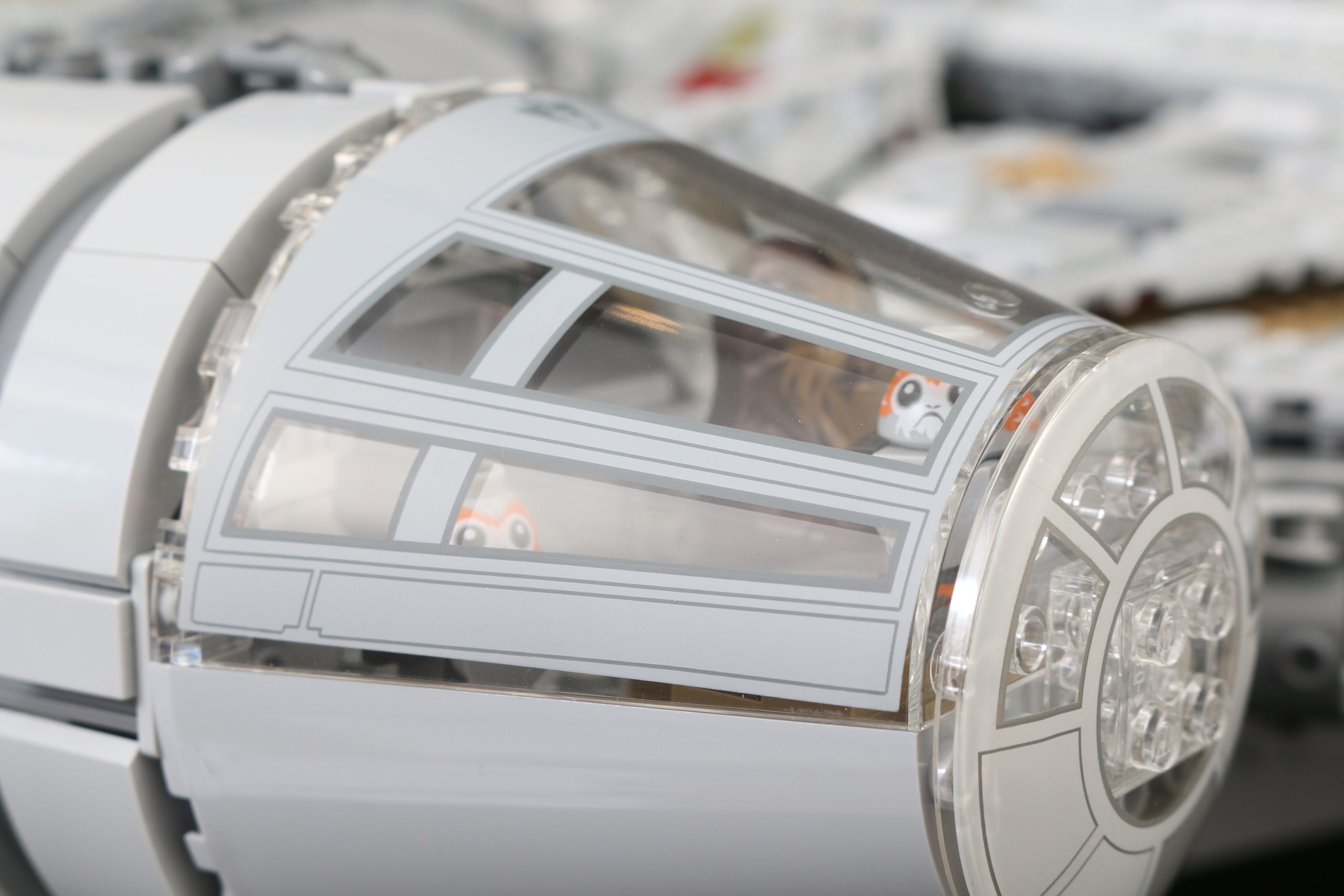 LEGO Star Wars 75192 UCS Ultimate Collectors Series Millennium Falcon review 53 scaled