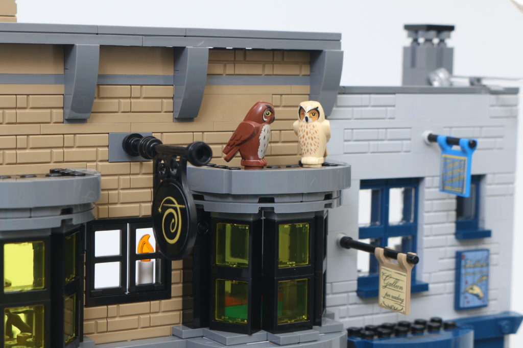 LEGO Harry Potter 75978 Diagon Alley review 72