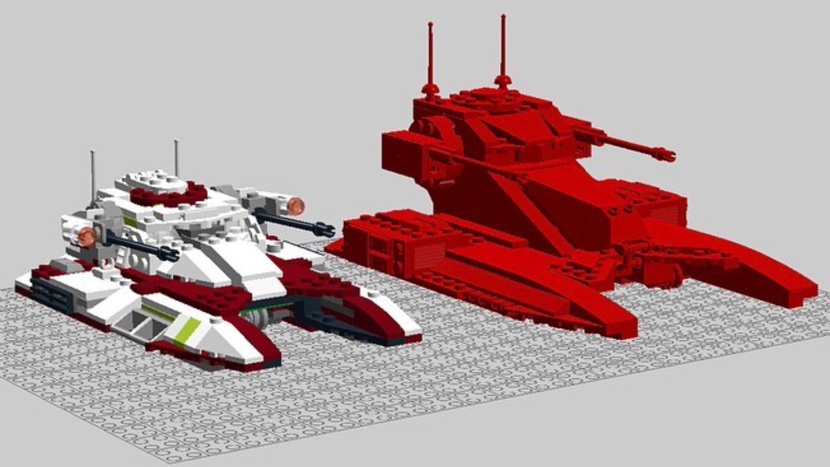 Comparing the size of the new LEGO Star Wars Republic Fighter Tank