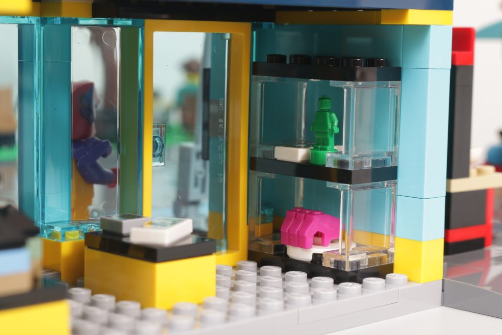 LEGO City 60380 Downtown review 24 1024x683